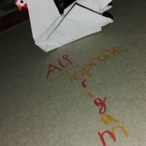 Henne aus Papier gefaltet 1