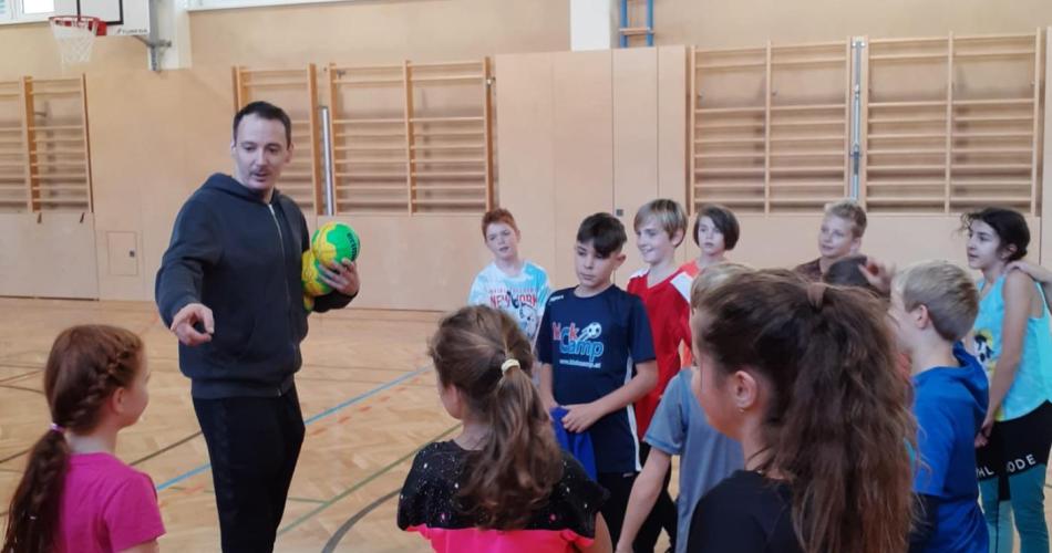 handball