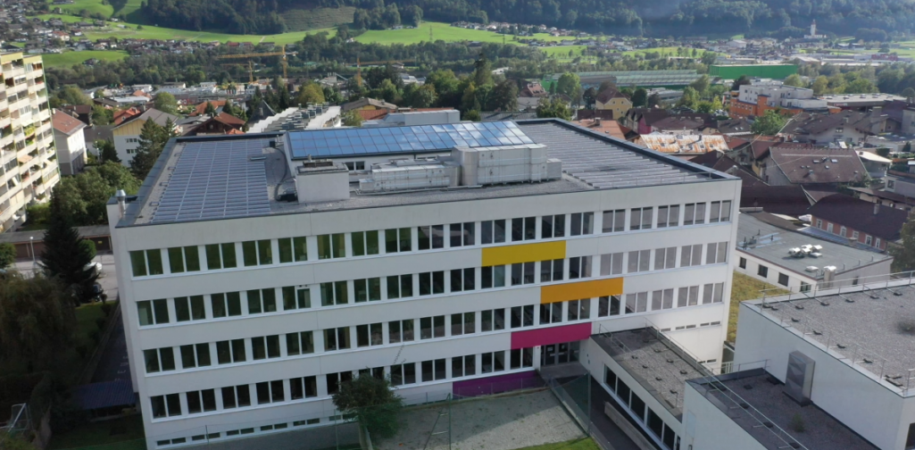 Schulhaus Nord Luftansicht 1